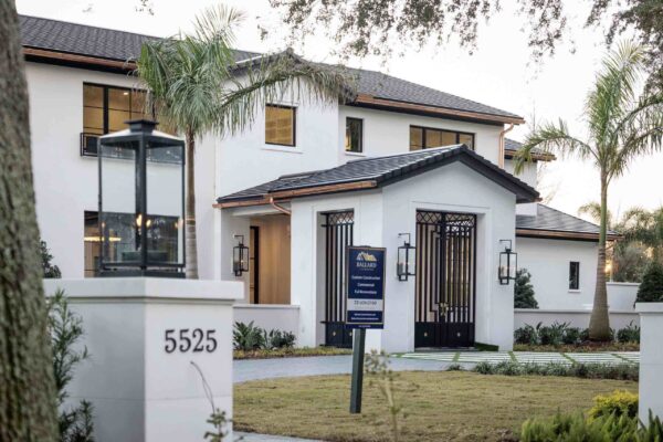 Custom Built Home Isleworth701119
