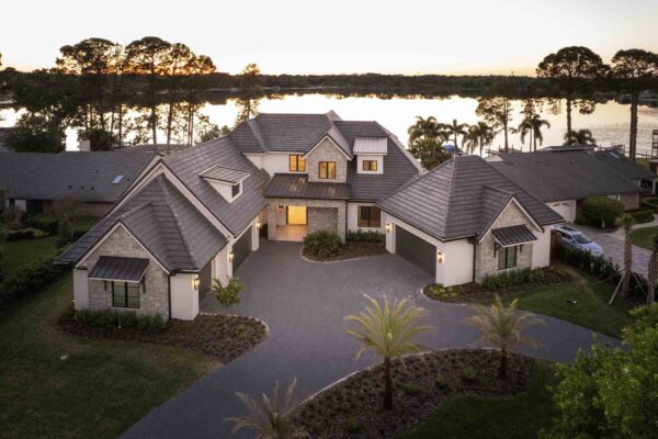 Custom Home Builder34