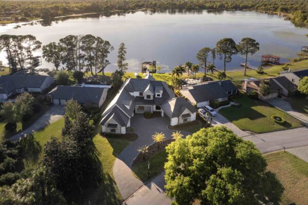 Custom Home Builder30