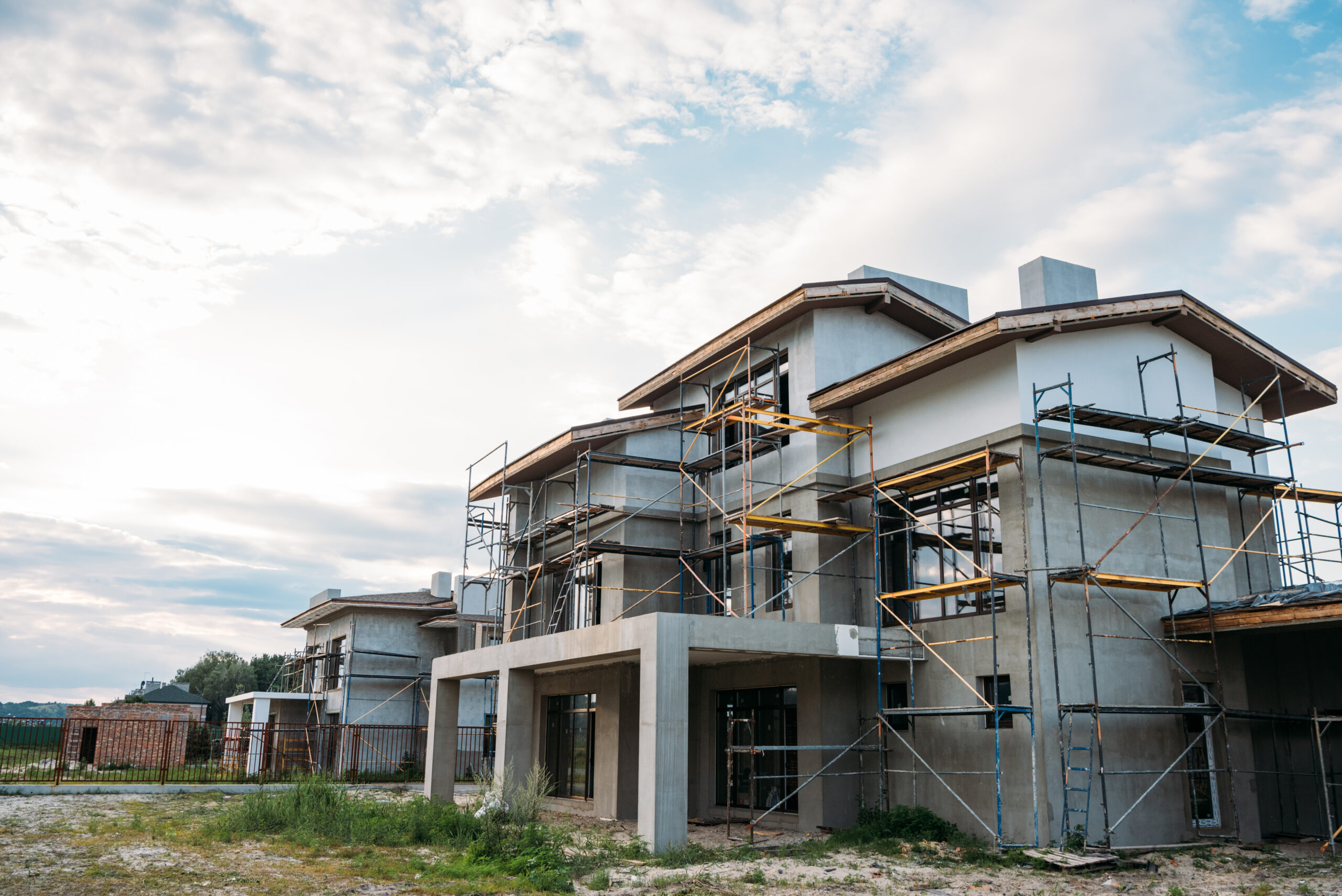 What Are the Key Space Optimization Techniques Used by Vero Beach Custom Home Builders?