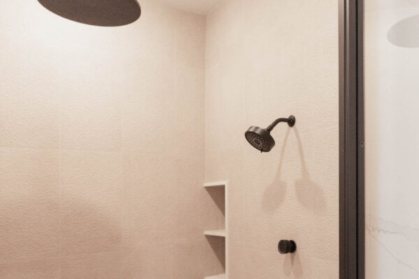 11214 Butler-25